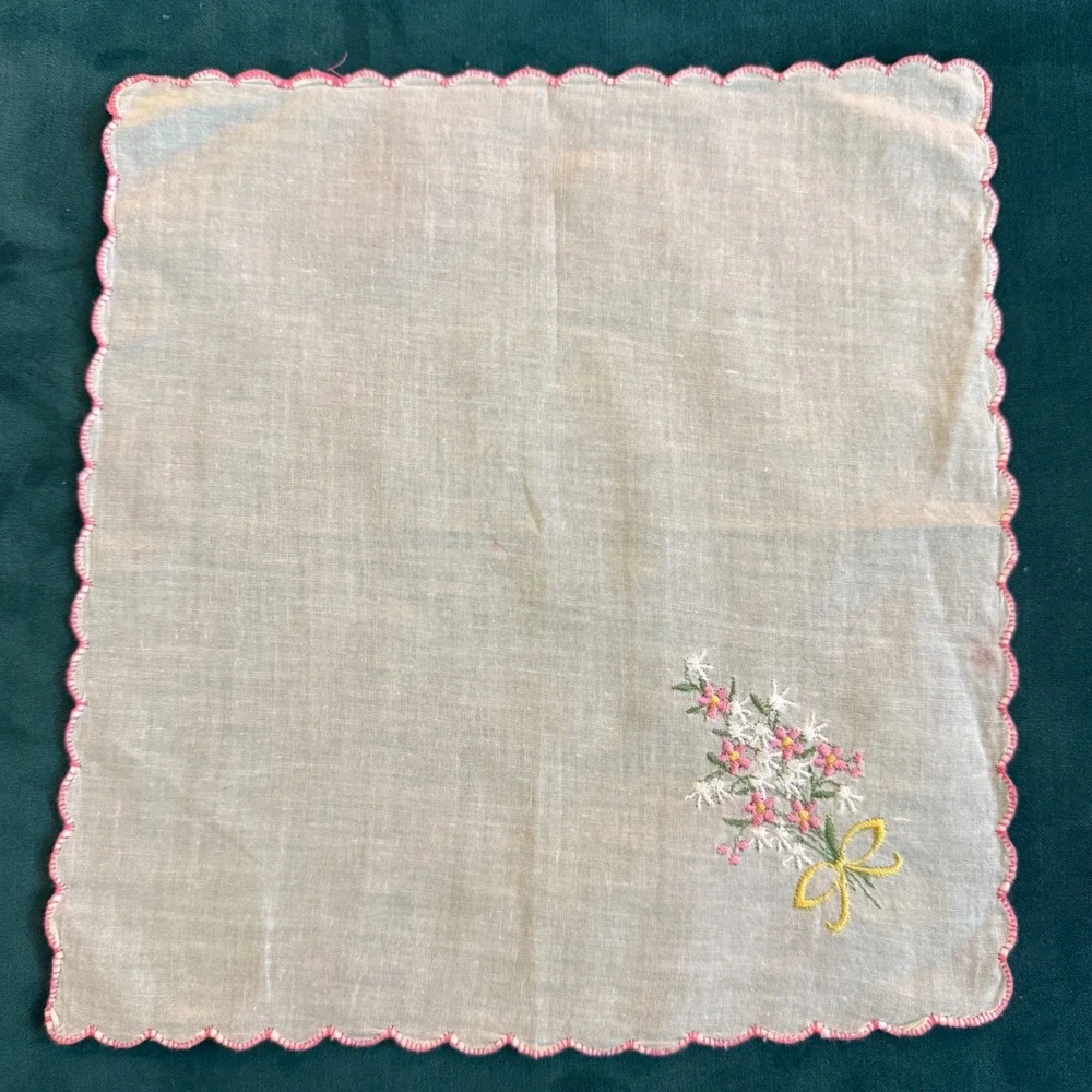 Vintage Handkerchief Embroidered Floral Lace Trim Cotton Linen Blend Set‎ of 2